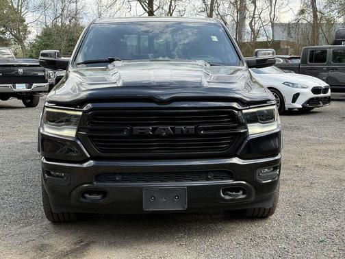 Diamond Black Crystal Pearlcoat 2021 RAM 1500 Laramie