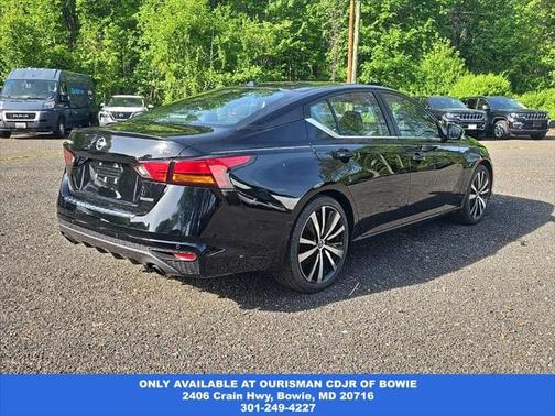 2022 Nissan Altima SR VC-Turbo FWD