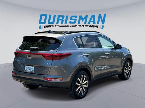 Mineral Silver 2019 Kia Sportage EX