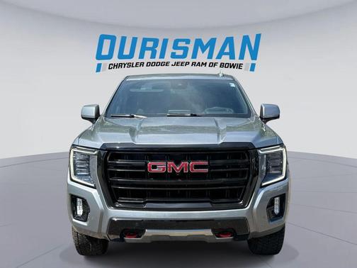 Sterling Metallic 2024 GMC Yukon AT4