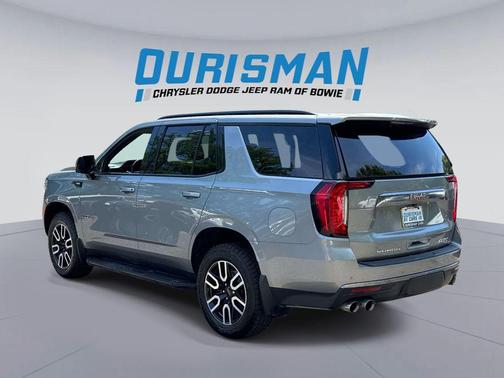 Sterling Metallic 2024 GMC Yukon AT4