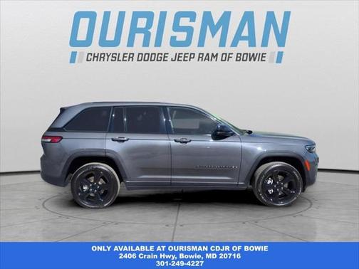 2022 Jeep Grand Cherokee Altitude