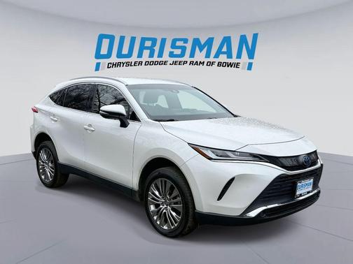 2022 Toyota Venza XLE