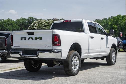 2025 RAM 2500 Big Horn Crew Cab 4x4 6'4' Box