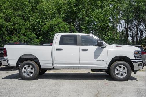 2025 RAM 2500 Big Horn Crew Cab 4x4 6'4' Box