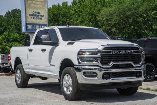 2025 RAM 2500 Big Horn Crew Cab 4x4 6'4' Box