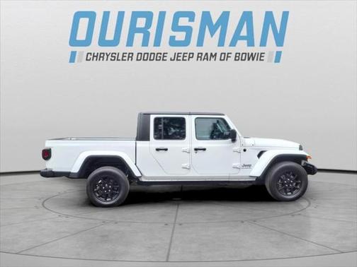 2023 Jeep Gladiator Overland