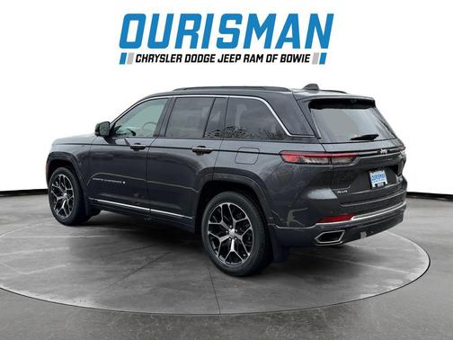 2025 Jeep Grand Cherokee Summit