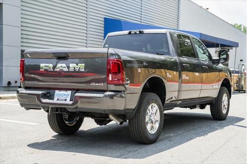 2025 RAM 2500 Big Horn Crew Cab 4x4 6'4' Box