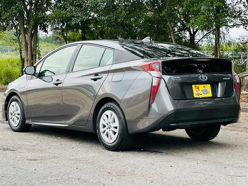 2017 Toyota Prius Two