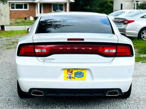 2013 Dodge Charger SE