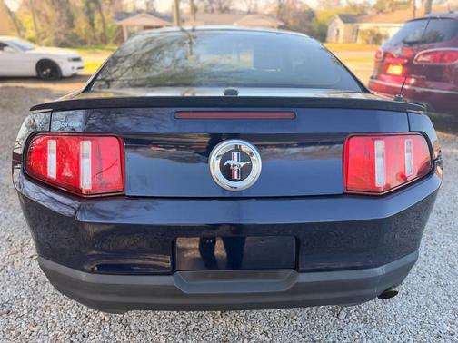 2010 Ford Mustang Base