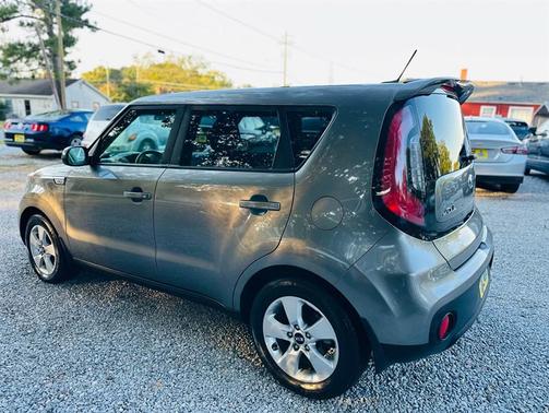 2018 Kia Soul Base