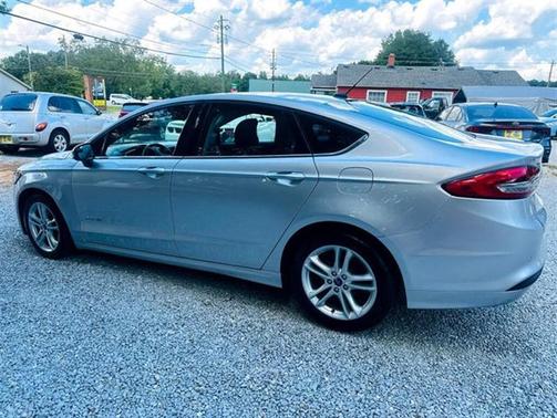 2018 Ford Fusion Hybrid SE
