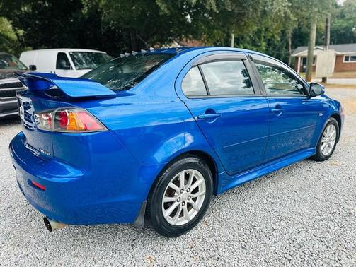 2016 Mitsubishi Lancer ES