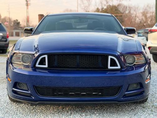 2014 Ford Mustang V6