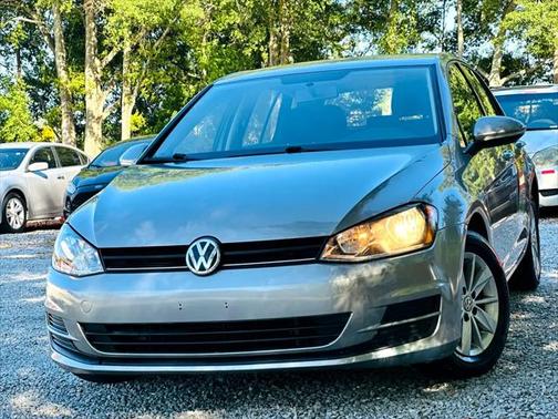 2017 Volkswagen Golf TSI S 4-Door