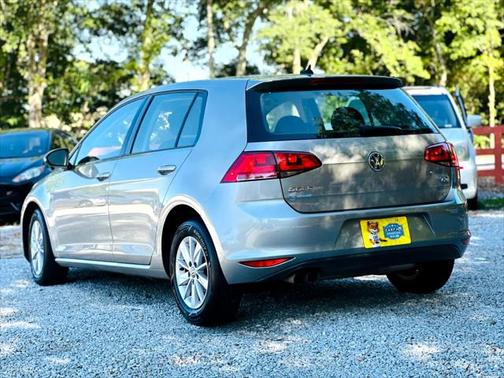 2017 Volkswagen Golf TSI S 4-Door