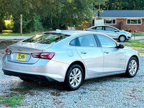 2020 Chevrolet Malibu FWD LT