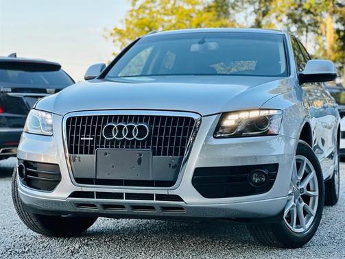 2012 Audi Q5 2.0T Premium Plus
