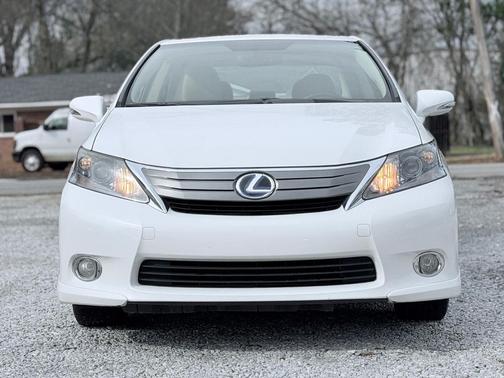2010 Lexus HS 250h Sedan