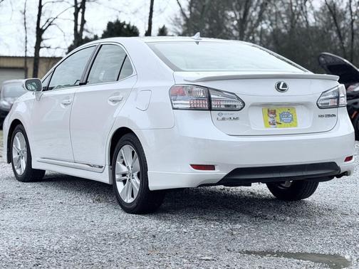 2010 Lexus HS 250h Sedan