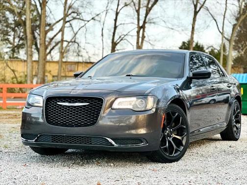 2019 Chrysler 300 Touring