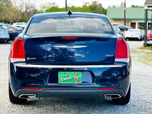2017 Chrysler 300 Limited