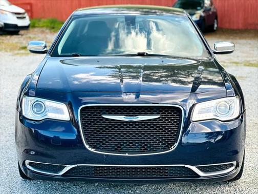 2017 Chrysler 300 Limited