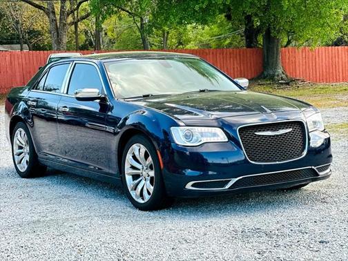 2017 Chrysler 300 Limited