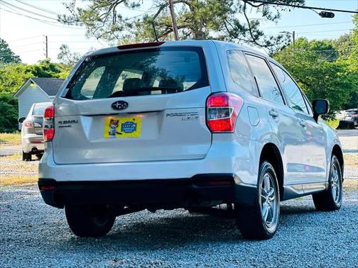 2014 Subaru Forester 2.5i