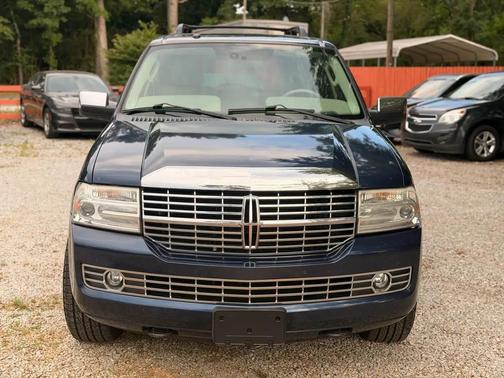 Midnight Sapphire Metallic 2014 Lincoln Navigator Base