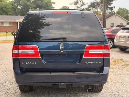 Midnight Sapphire Metallic 2014 Lincoln Navigator Base