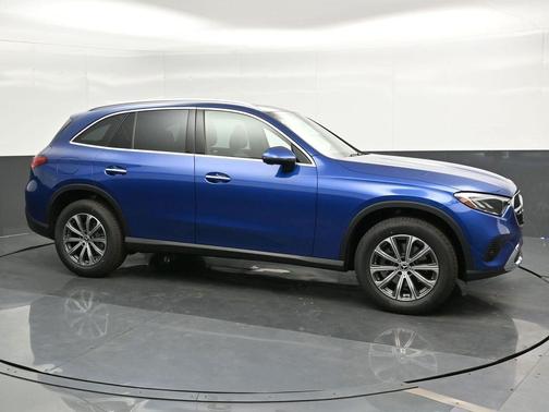 2025 Mercedes-Benz GLC 300 Base 4MATIC