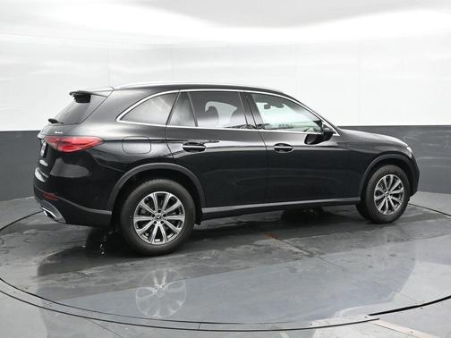 2025 Mercedes-Benz GLC 300 Base 4MATIC