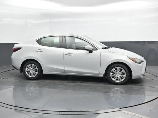 2019 Toyota Yaris Sedan L