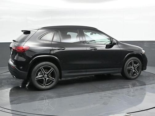 2025 Mercedes-Benz GLA 250 Base 4MATIC