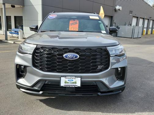 2025 Ford Explorer ST