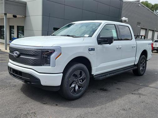2025 Ford F-150 Lightning Flash