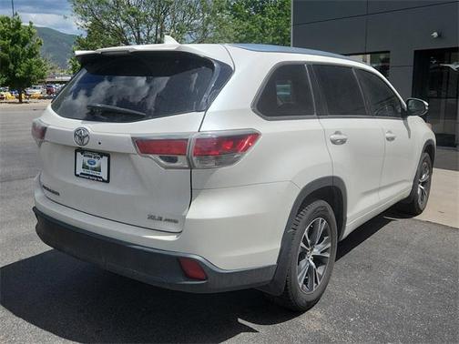 2016 Toyota Highlander XLE