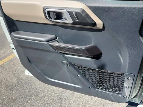 CACTUS GRAY 2024 Ford Bronco WILDTRAK
