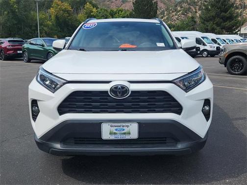 2021 Toyota RAV4 XLE