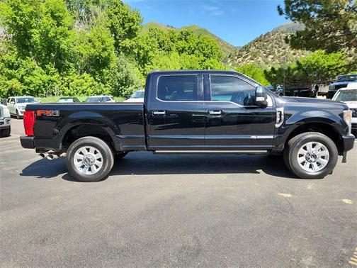 2022 Ford F-350 Platinum