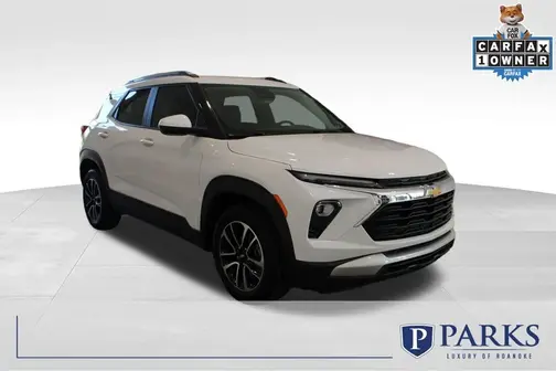 White 2025 Chevrolet Trailblazer LT