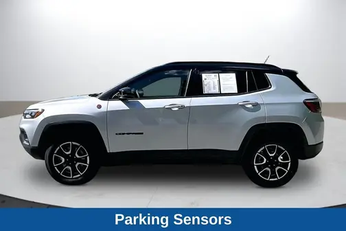 Silver 2024 Jeep Compass Trailhawk