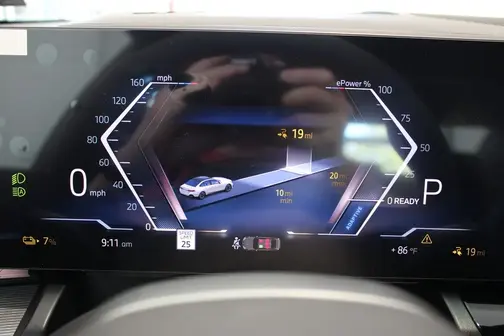 Mineral White Metallic 2027 BMW i5 xDrive40