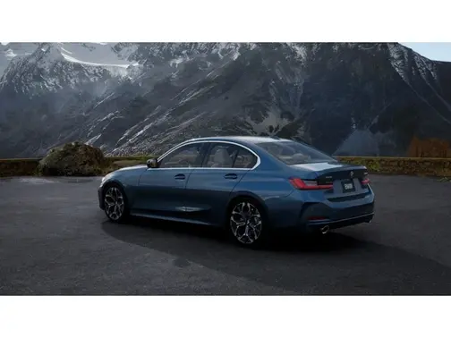 Arctic Race Blue metallic 2026 BMW 330 330i xDrive