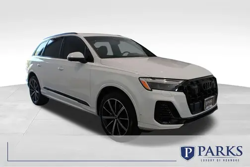 White 2025 Audi Q7 45 Premium Plus