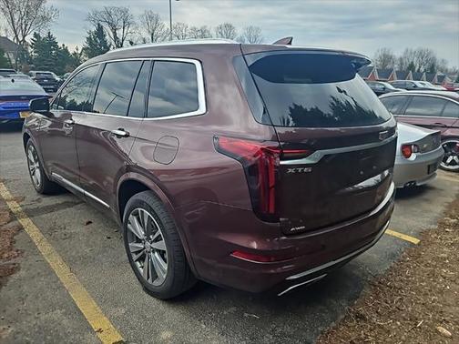 2022 Cadillac XT6 Premium Luxury AWD