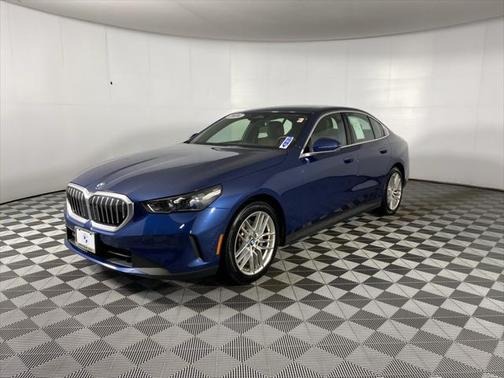 2024 BMW 530 i xDrive